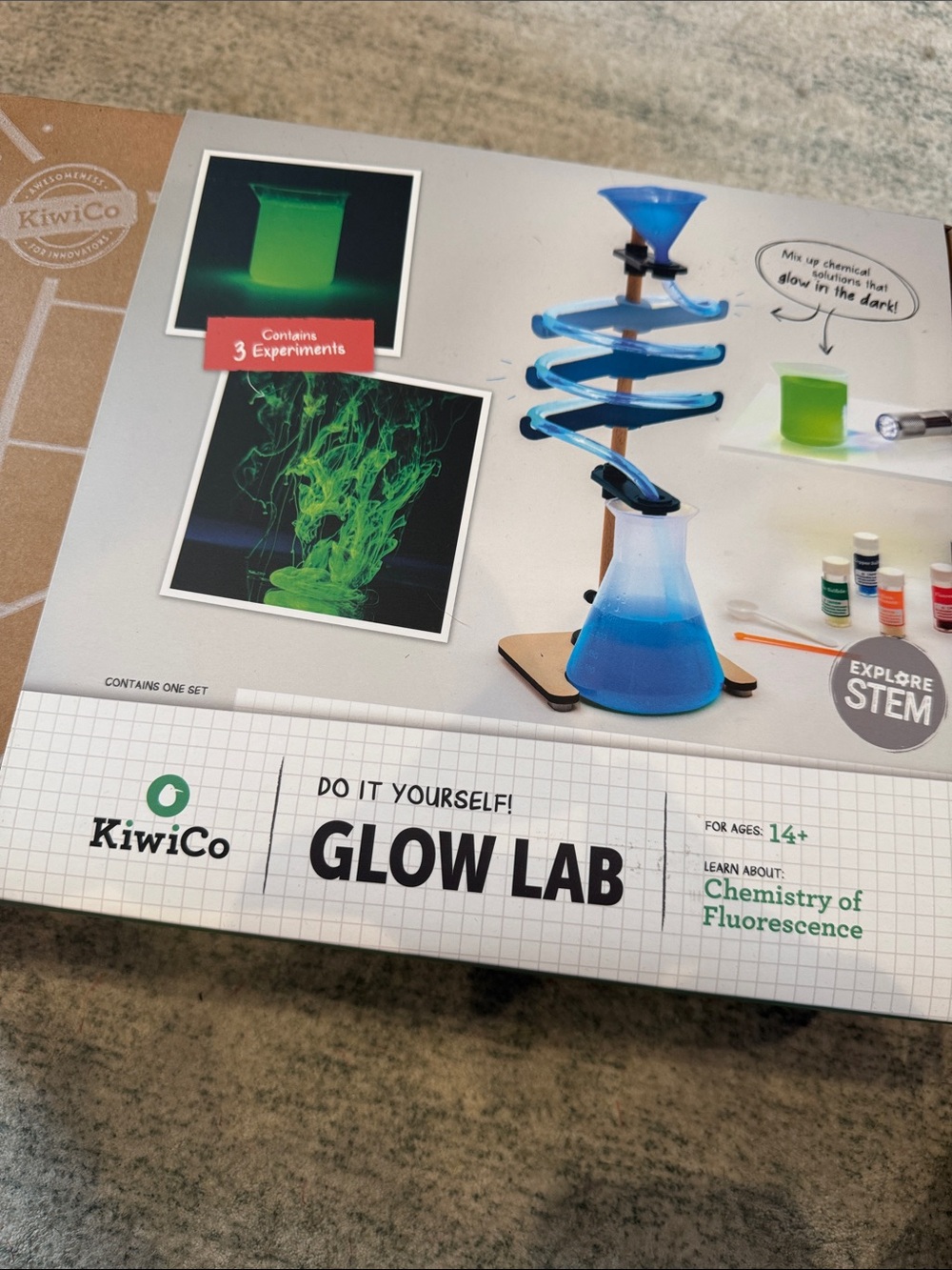 KiwiCo Glow Lab STEM Kit - Green & Blue